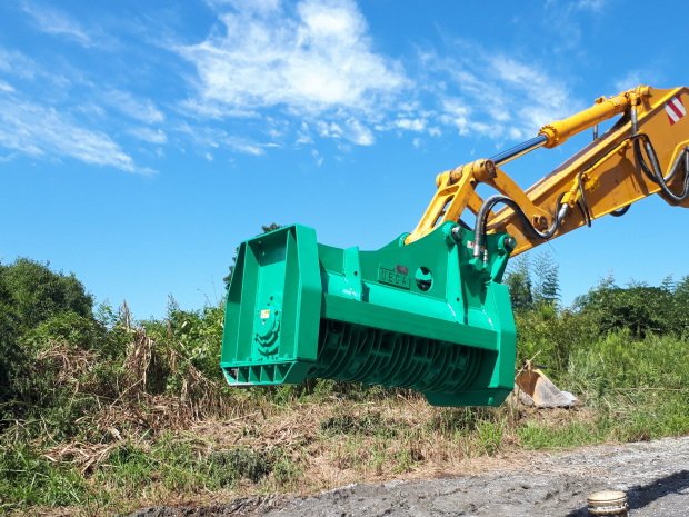 Excavator excavator with forestry Mulcher excavator Mulcher attachments high production mobile wood crusher, Wood chippers forestry machinery: - 图片 4